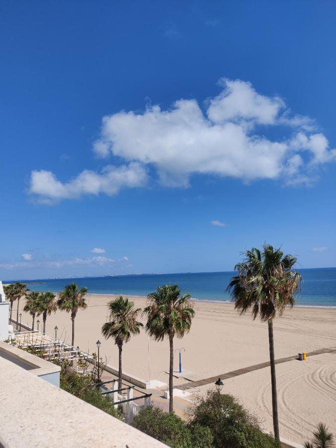 Апартаменты Atico Al Sol En Primera Linea De Playa Рота Экстерьер фото