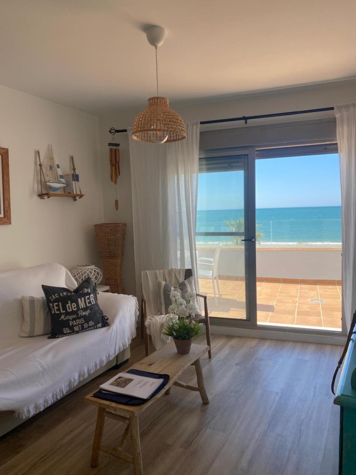 Апартаменты Atico Al Sol En Primera Linea De Playa Рота Экстерьер фото